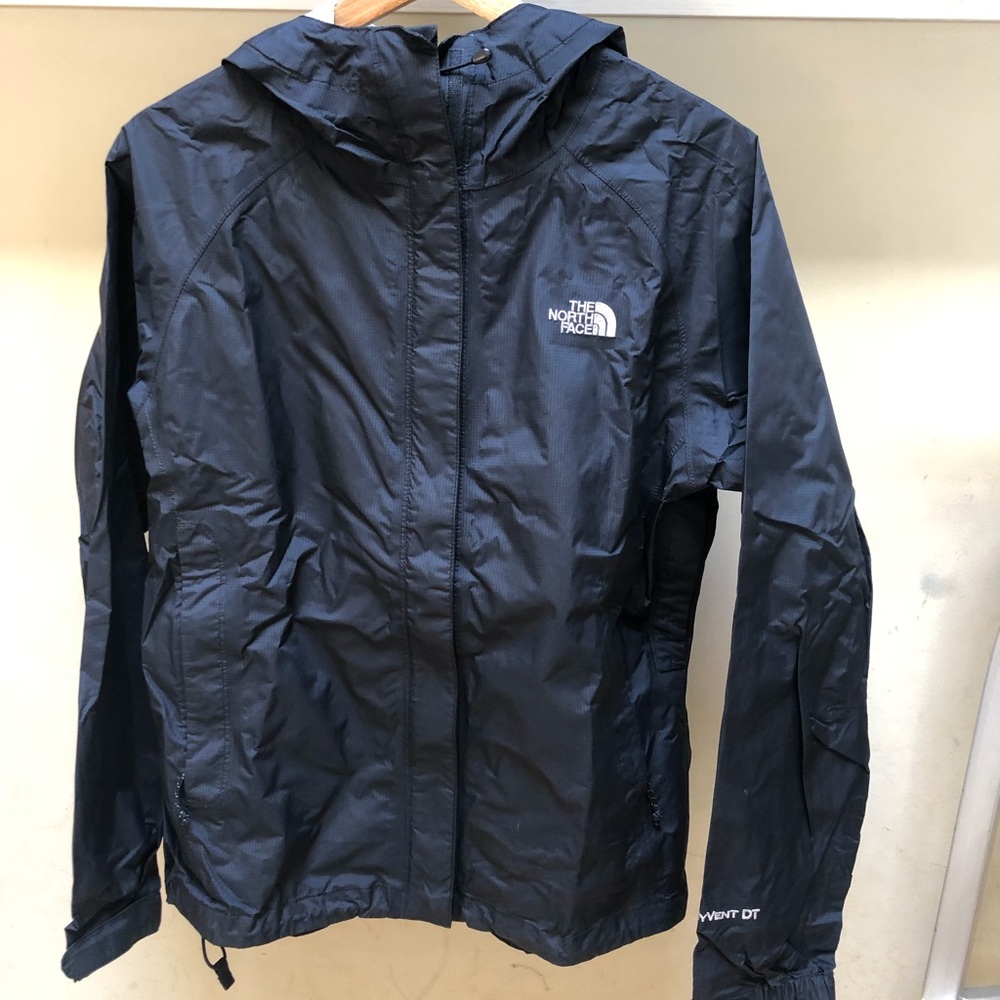 Women’s north face rain jacket